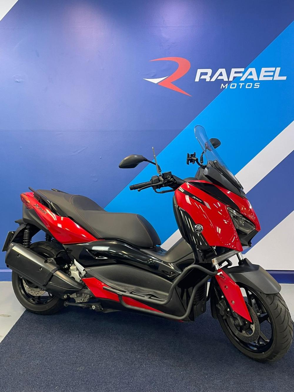 Moto  YAMAHA XMAX 250 2023