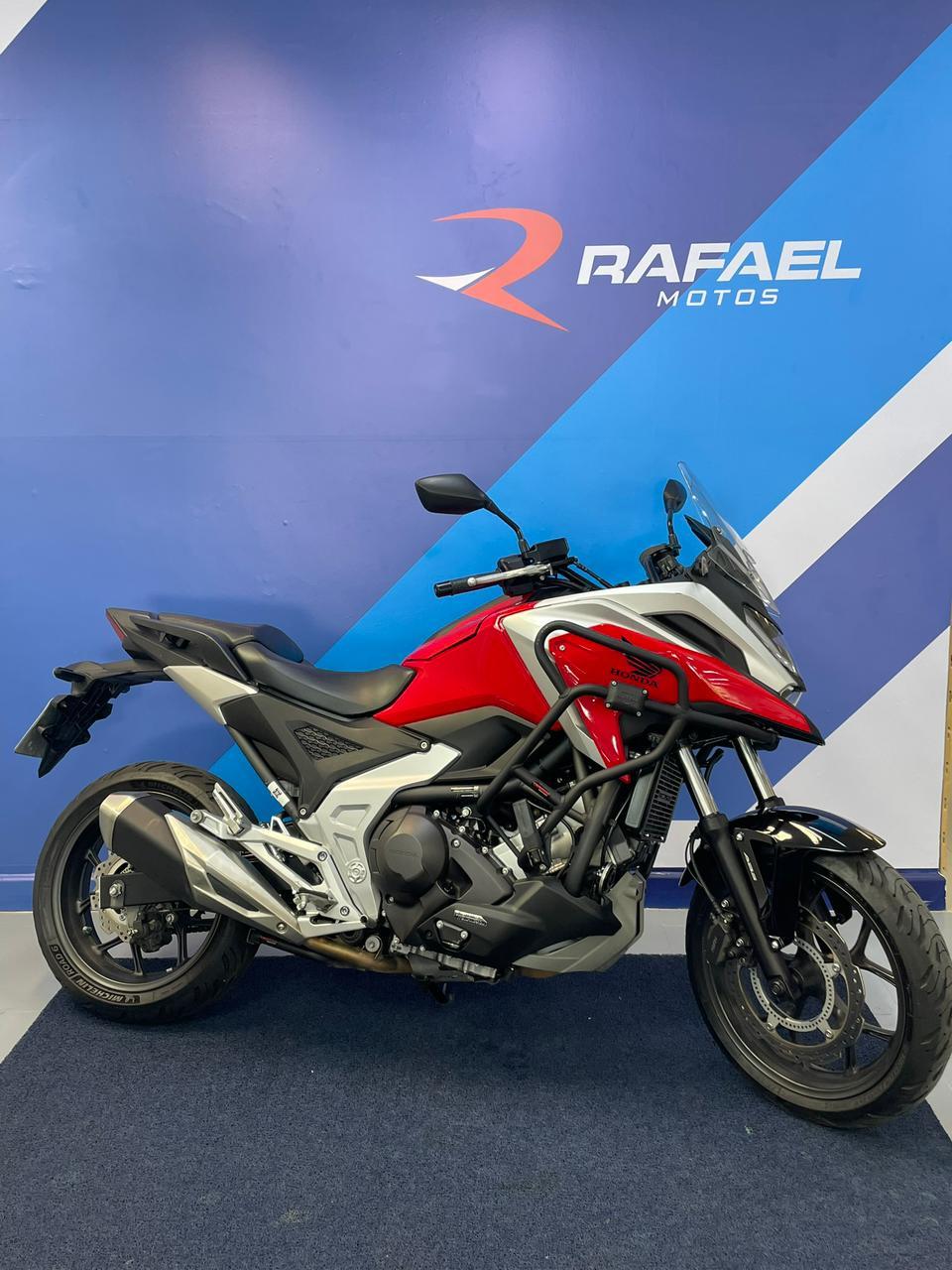 Moto HONDA NC750X DCT 2025