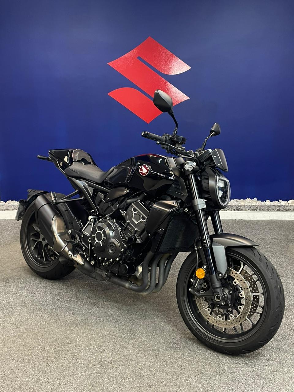 MOTO Honda CB1000R Black Edition 2023
